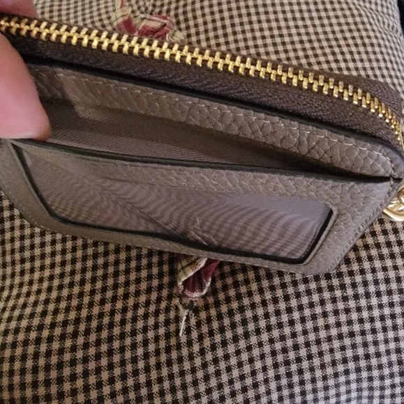 COACH EUC Zip Card Case - Picture 3 of 4